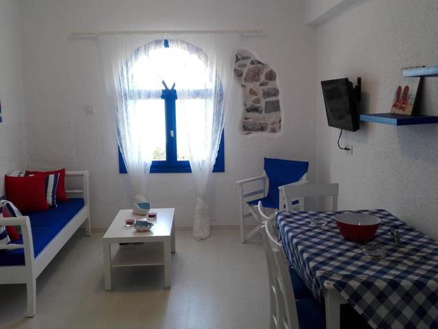 фото Eleftheria Sea Side Traditional House изображение №18