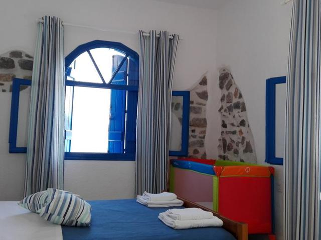 фото отеля Eleftheria Sea Side Traditional House изображение №17