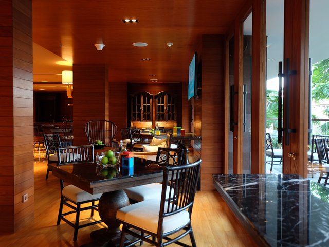 фотографии отеля Hotel Indigo Bali Seminyak Beach изображение №3