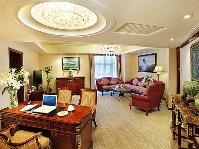 фото отеля Beijing Henan Plaza изображение №21