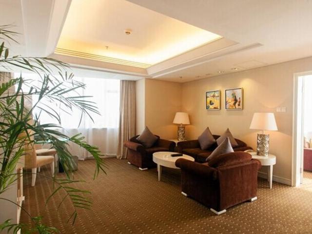 фото отеля Haikou Tianyou Hotel (ex. Tienyow Grand Hotel; Huayun Gloria Grand Hotel Haikou) изображение №29