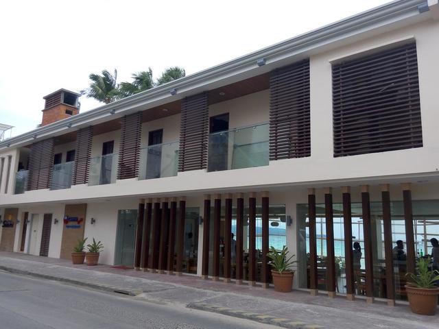 Shore Time Hotel