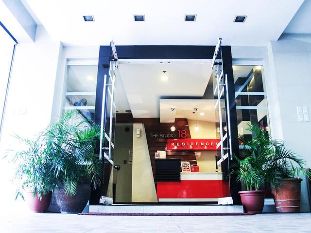 фотографии The Studio 18 Residences изображение №24