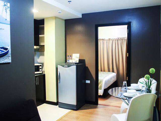 фото отеля The Studio 18 Residences изображение №13