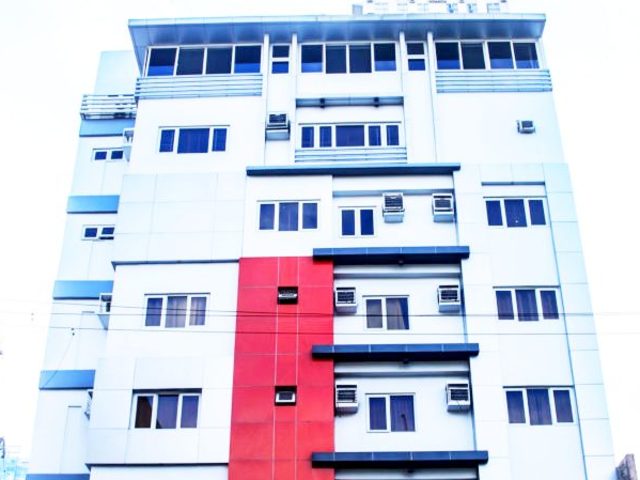 фото The Studio 18 Residences изображение №2