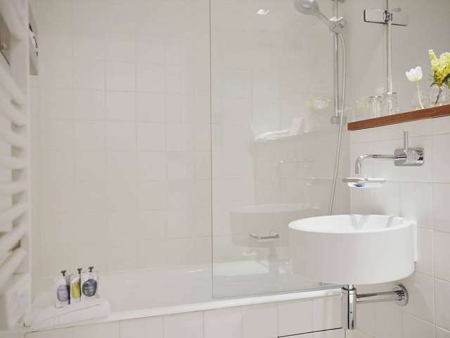 фотографии отеля 9Hotel Opera (ех. Libertel Cyrano Lafayette Paris Tradition) изображение №15