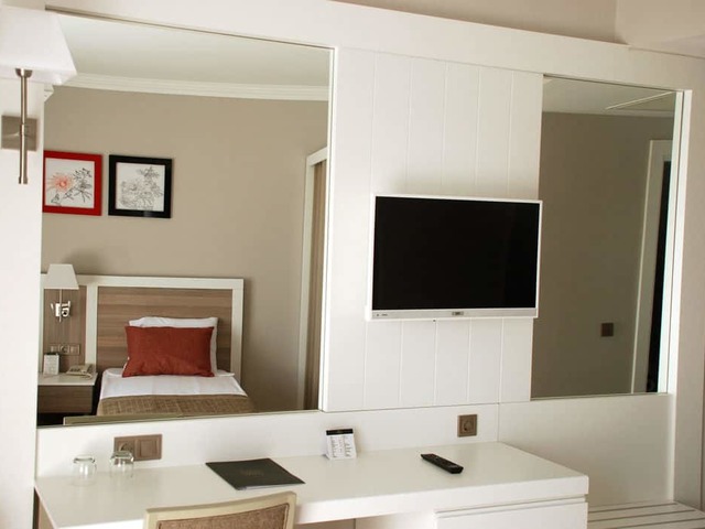 фото LRS Port River Hotel & Spa изображение №130