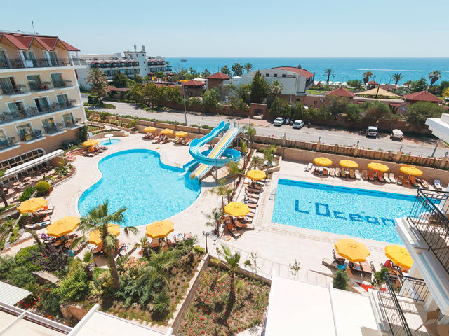 фото отеля L'Oceanica Beach Resort изображение №37