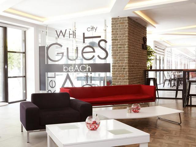фотографии White City Beach изображение №28