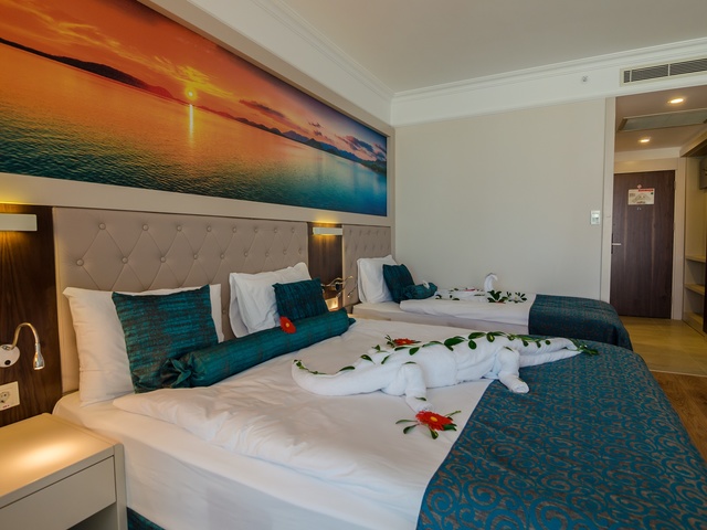 фото The Lumos Deluxe Resort изображение №30