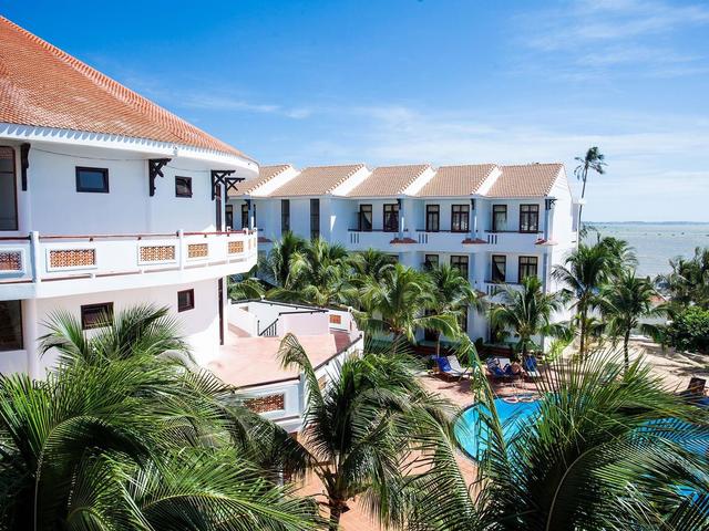 Pacific Beach Resort (ех. Tien Phat Beach Resort)