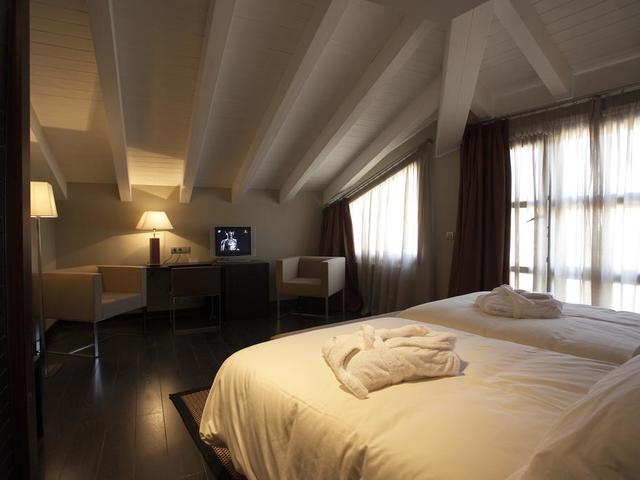 фотографии отеля Hotusa La Trufa Negra изображение №7