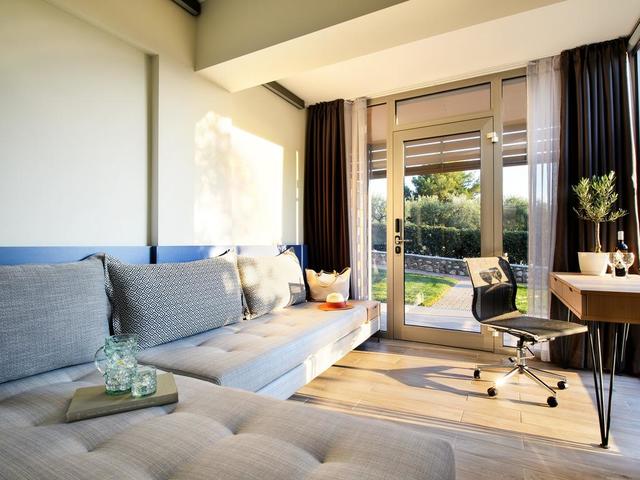 фото отеля Blue Dolphin изображение №9