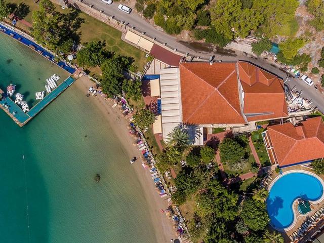 Meri Hotel