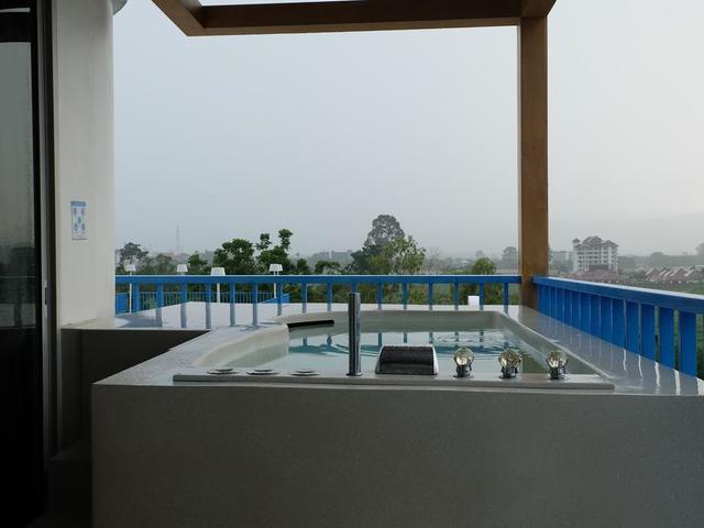 фото Costa Village Bangsaray (ex. Costa Beach Residence & Jacuzzi; Costa Well Resort Pattaya) изображение №26