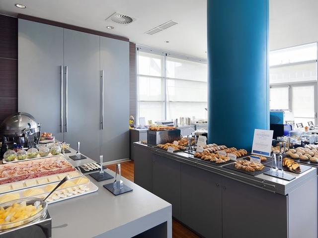 фото NH Laguna Palace изображение №22