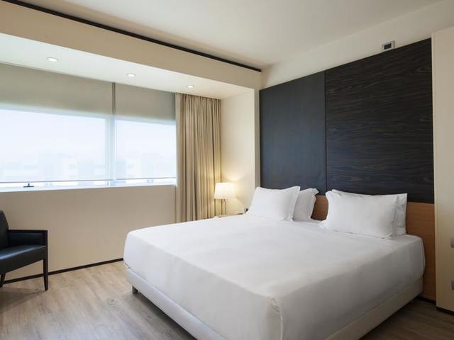 фото отеля NH Laguna Palace изображение №9