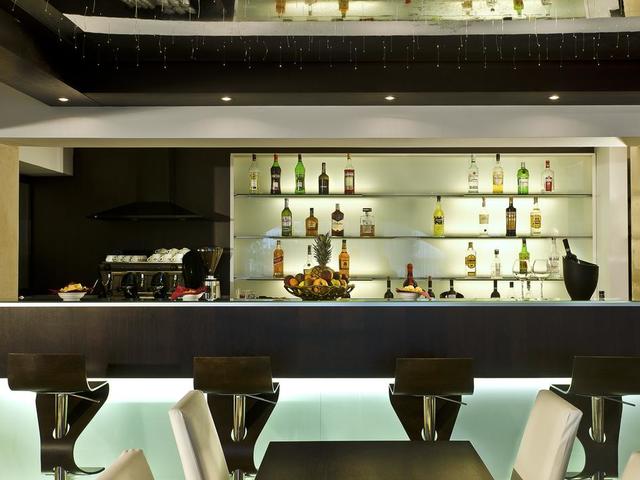 фотографии отеля Marea Hotel Petit Palais изображение №3