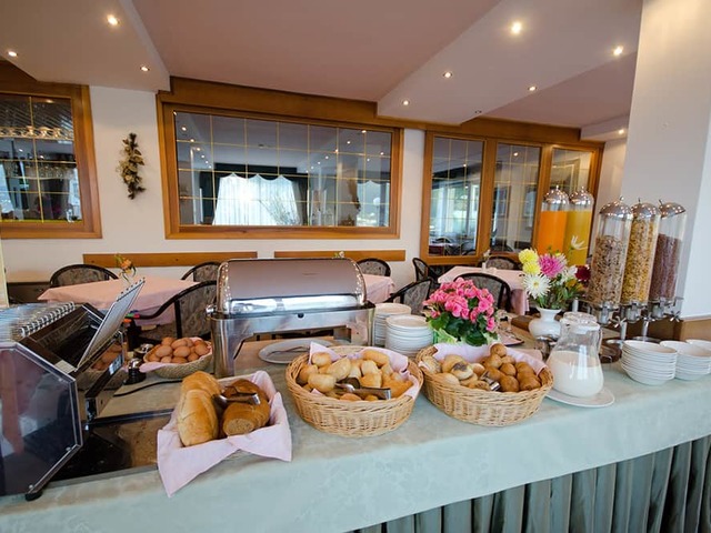 фотографии отеля Panoramic Hotel Benacus изображение №35