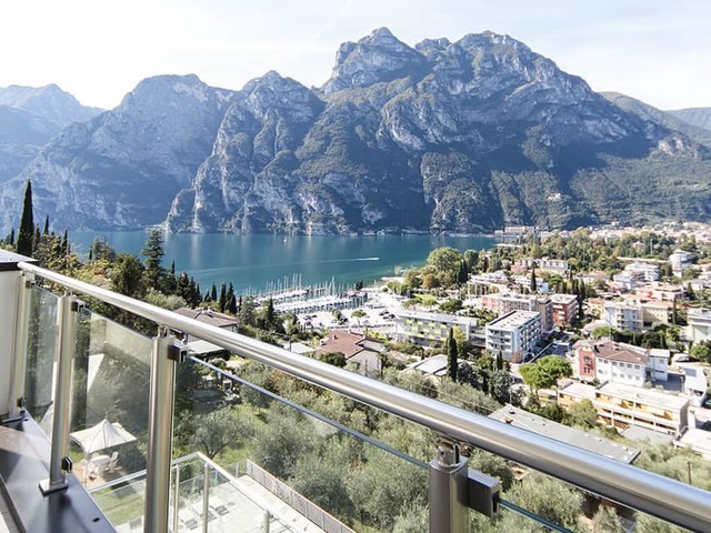 фотографии отеля Panoramic Hotel Benacus изображение №27