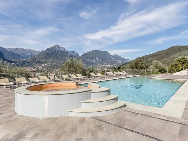 фотографии отеля Panoramic Hotel Benacus изображение №15