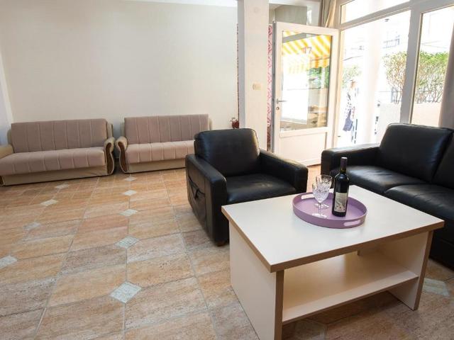 фотографии отеля Apartments Sofija изображение №39