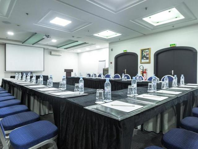 фотографии отеля Farah (ех. Golden Tulip Farah Rabat) изображение №11