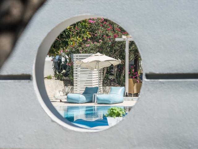 фото отеля Anika Studios изображение №25