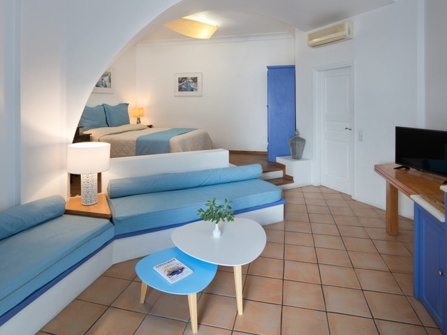 фотографии отеля Meltemi Luxury Suites изображение №15