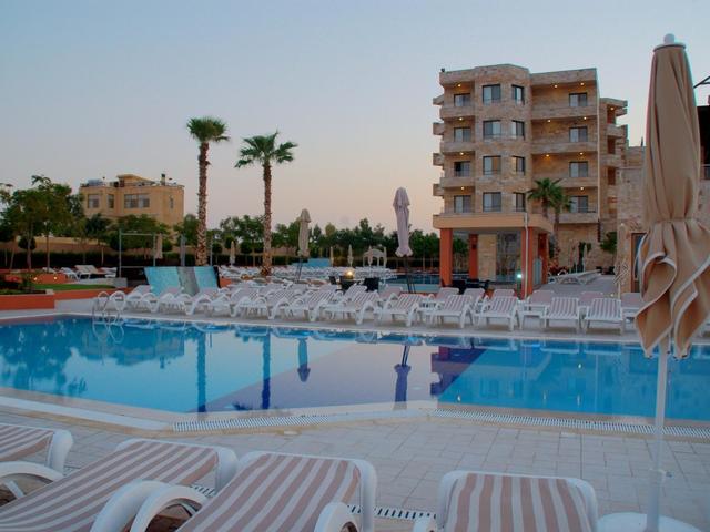 фото Ramada Resort Dead Sea (ex. Winter Valley Warwick Resort & Spa) изображение №38