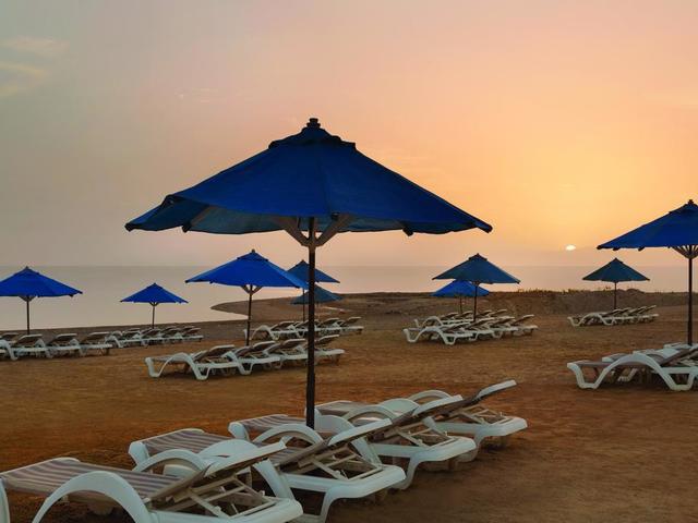 фото Ramada Resort Dead Sea (ex. Winter Valley Warwick Resort & Spa) изображение №30