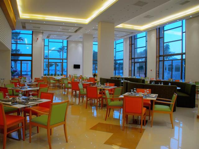 фото отеля Ramada Resort Dead Sea (ex. Winter Valley Warwick Resort & Spa) изображение №29