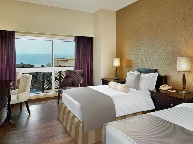 фотографии отеля Crowne Plaza Jordan Dead Sea Resort & Spa изображение №15