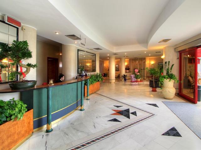 фотографии Appia Grand Hotel изображение №8