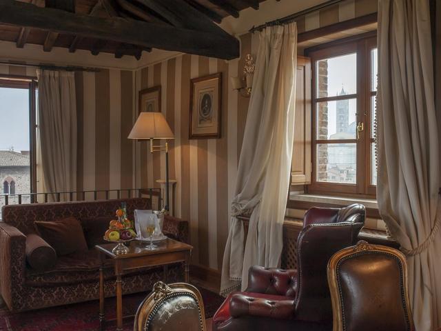 фото Grand Hotel Continental (ex. Park Hotel Siena Villa Gori Golf Club) изображение №26