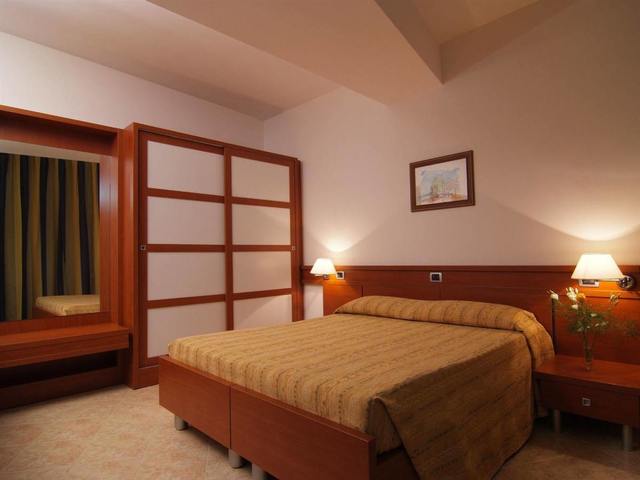 фото Mirabeau Park Hotel изображение №10