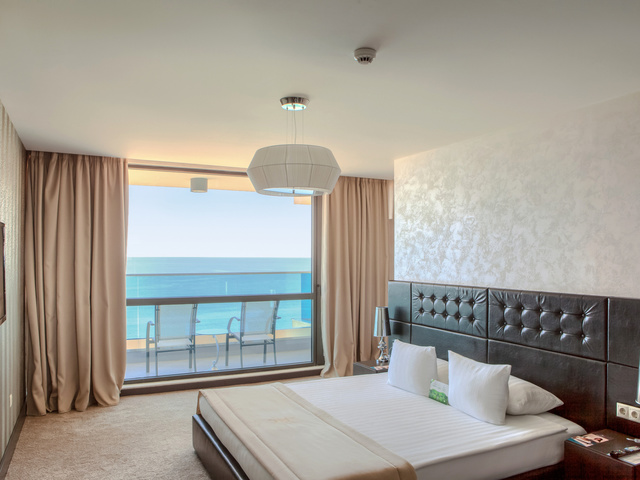 фотографии отеля International Hotel Casino & Tower Suites изображение №3