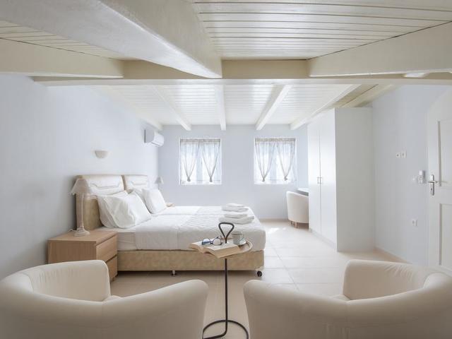 фотографии отеля Elegant Villa Apolonas изображение №39