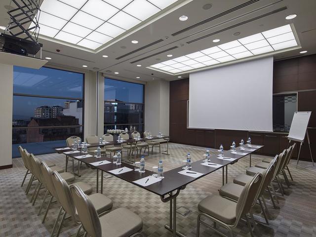 фото Doubletree by Hilton Istanbul Umraniye (ex. Hilton Garden Inn Istanbul Umraniye) изображение №22