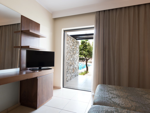 фото отеля Blue Lagoon Resort изображение №41