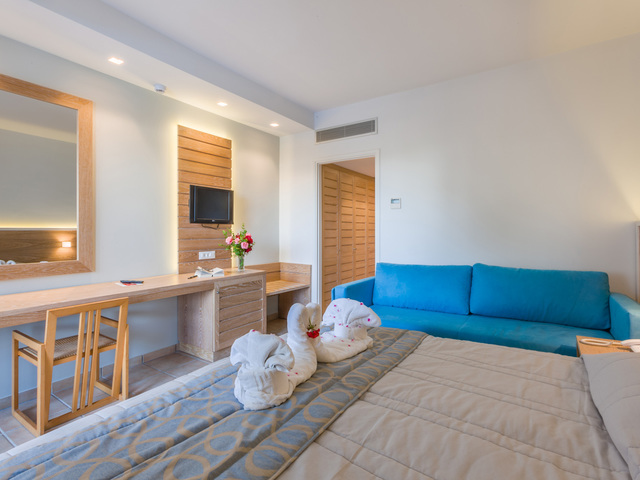 фотографии Tigaki Beach изображение №4