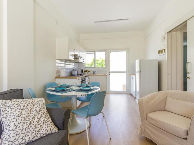 фотографии Larnaca Golden Beach изображение №12