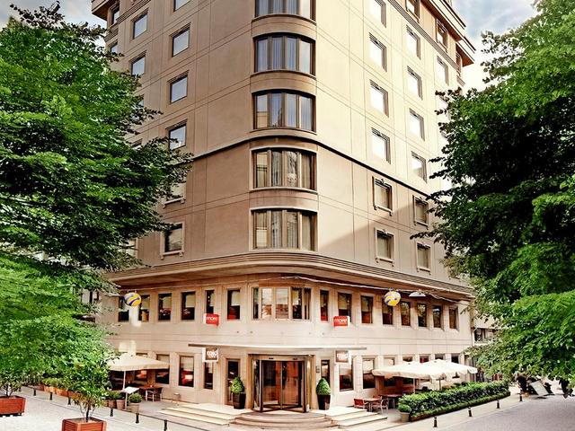 Hotel