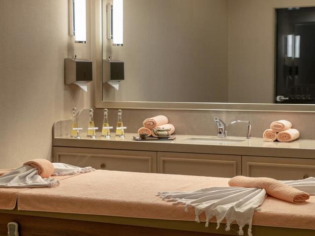 фото отеля Millennium Istanbul Golden Horn изображение №9