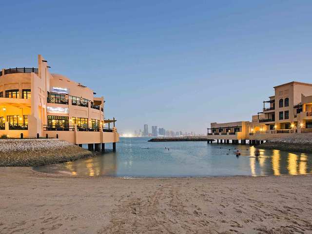 фото отеля Novotel Bahrain Al Dana Resort изображение №5