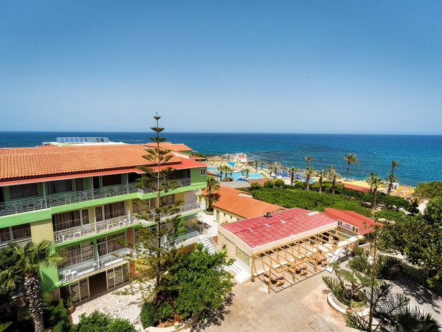 Eri Beach & Village