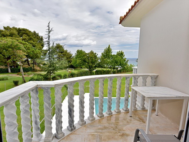 фото отеля Villa On The Beach изображение №29