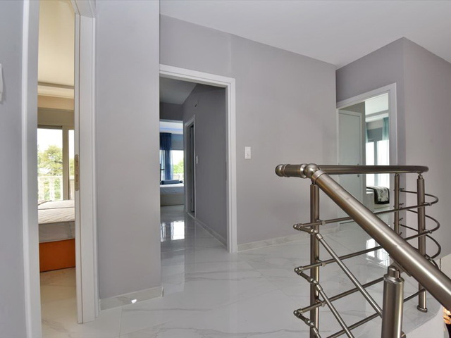 фото Villa On The Beach изображение №18