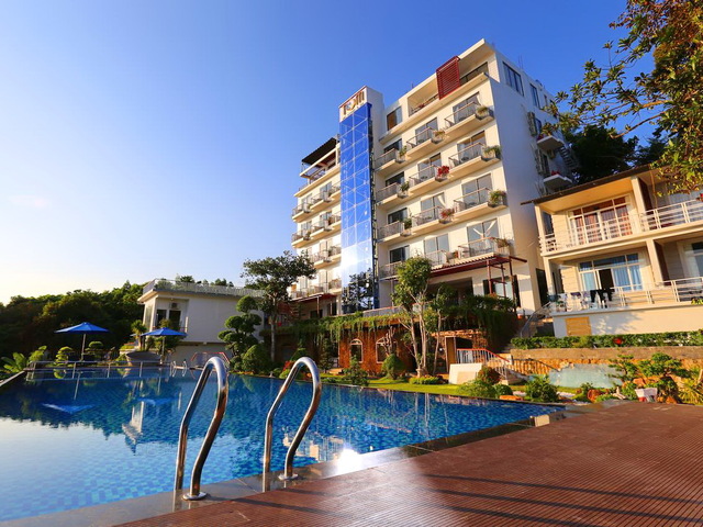 Tom Hill Boutique Resort & Spa