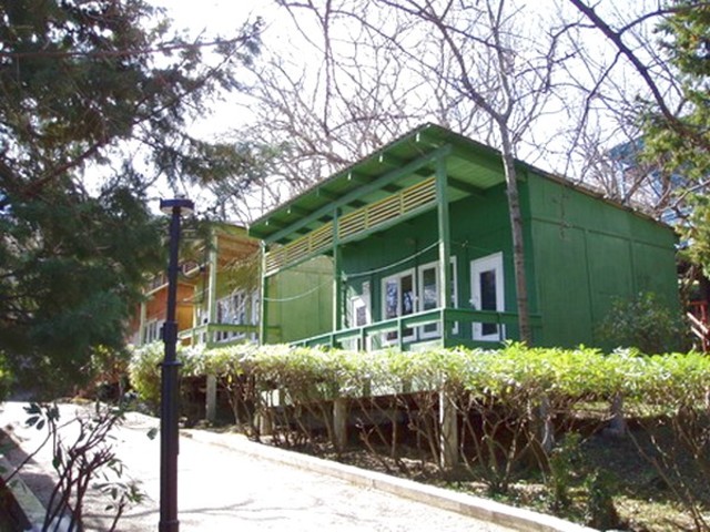 Турбаза карабах. Малый маяк крым карабах пансионат. Карабах алушта малый маяк. Турбаза карабах крым. Турбаза карабах малый маяк.